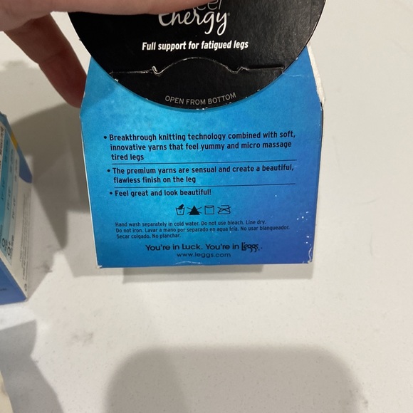 L'eggs Sheer Energy Pantyhose Nude and Jet Black Control Top size B - Picture 7 of 13